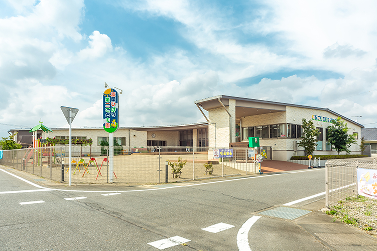 富岡市田篠　中古住宅 幼稚園