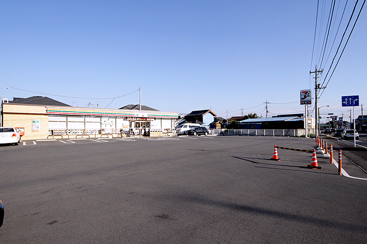 高崎市貝沢町　土地 コンビニ