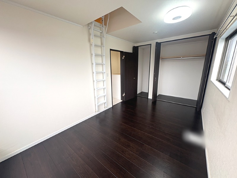 太田市大原町　中古住宅 内観写真（リビング以外の居室）