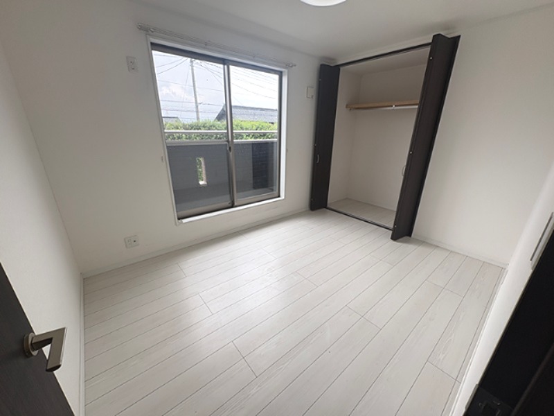 太田市大原町　中古住宅 内観写真（リビング以外の居室）
