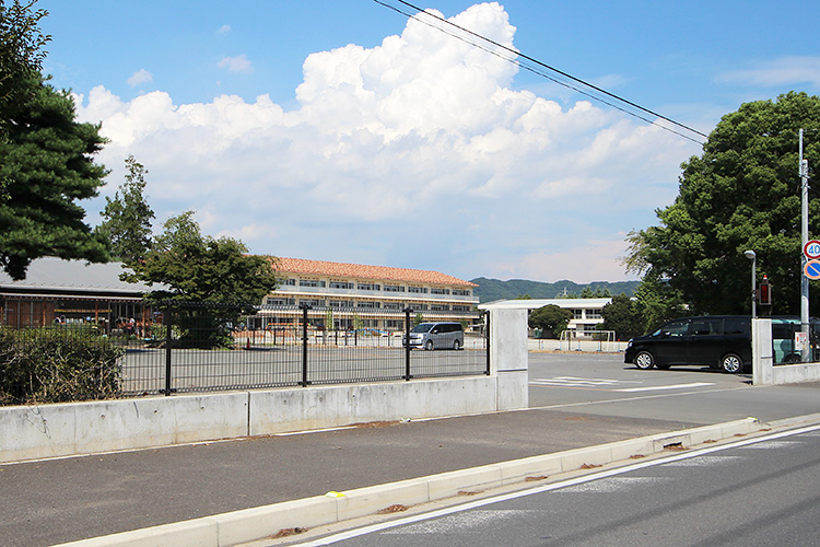 太田市大原町　中古住宅 小学校