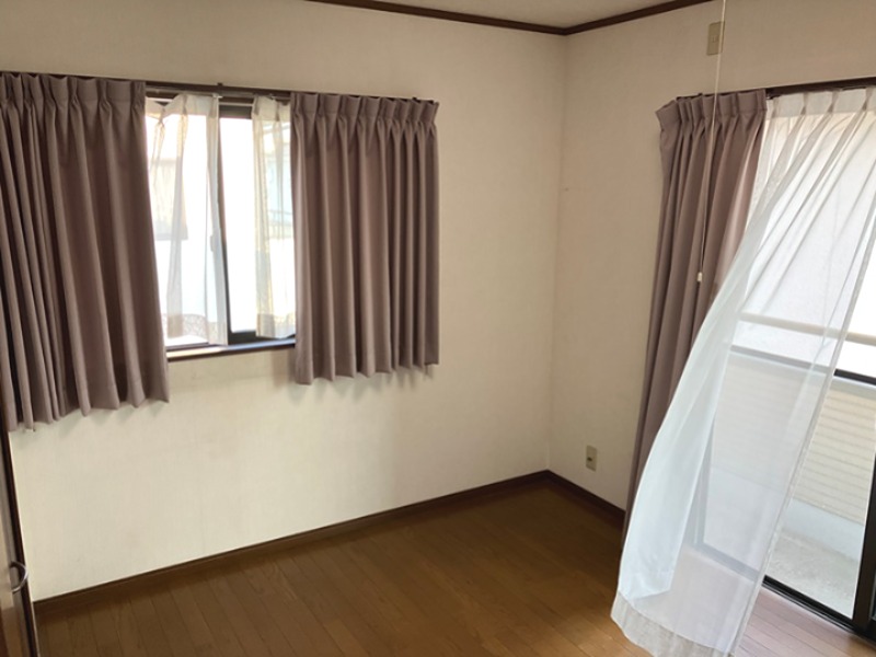 高崎市飯塚町　中古住宅  内観写真（リビング以外の居室）