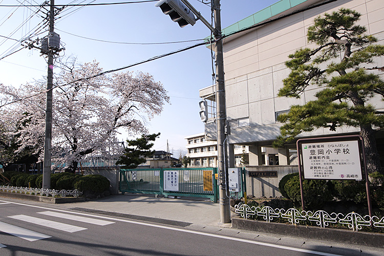 高崎市中豊岡町　土地 小学校