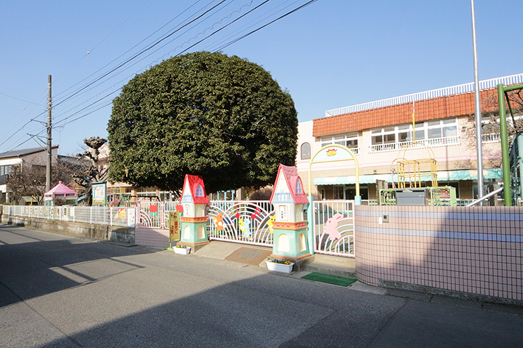 太田市飯塚町　中古住宅 幼稚園