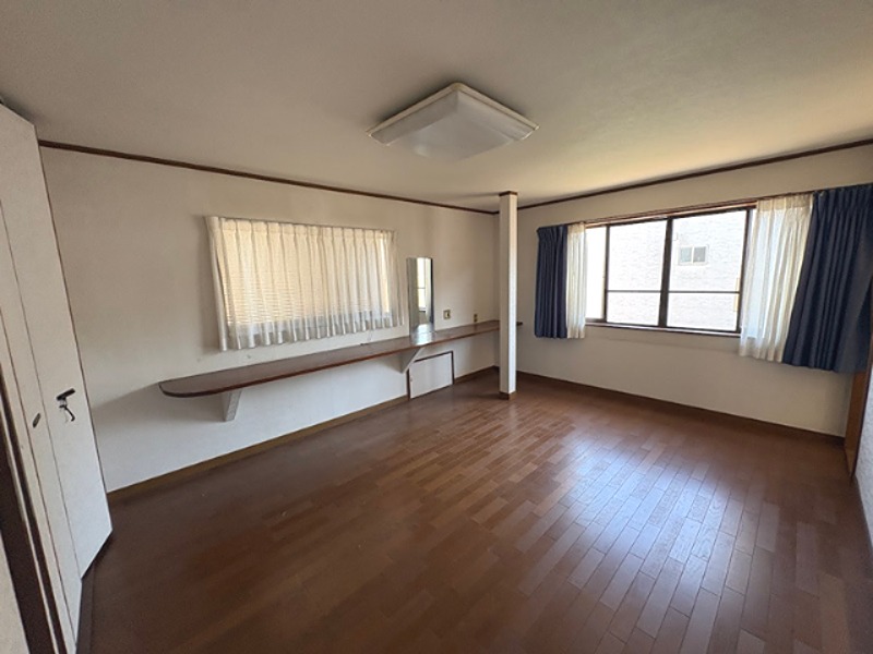 邑楽郡大泉町吉田　中古住宅 内観写真（リビング以外の居室）