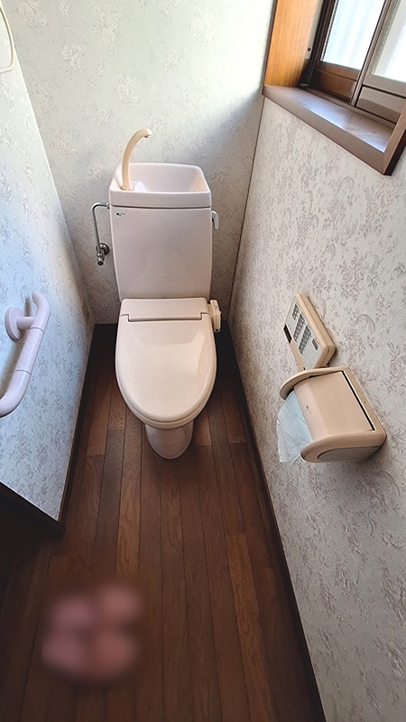 入間市大字小谷田　中古住宅  内観写真（トイレ）
