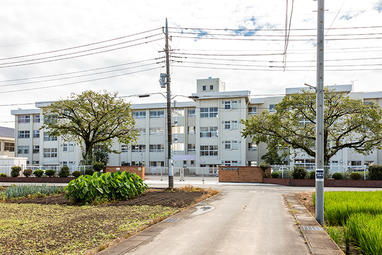 前橋市朝倉町3丁目　土地 中学校