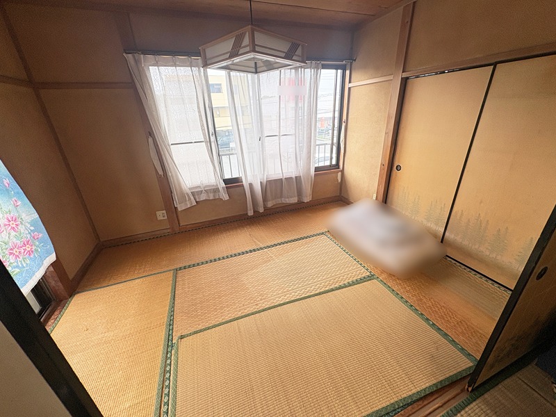 邑楽郡邑楽町新中野　店舗兼住宅 内観写真（リビング以外の居室）