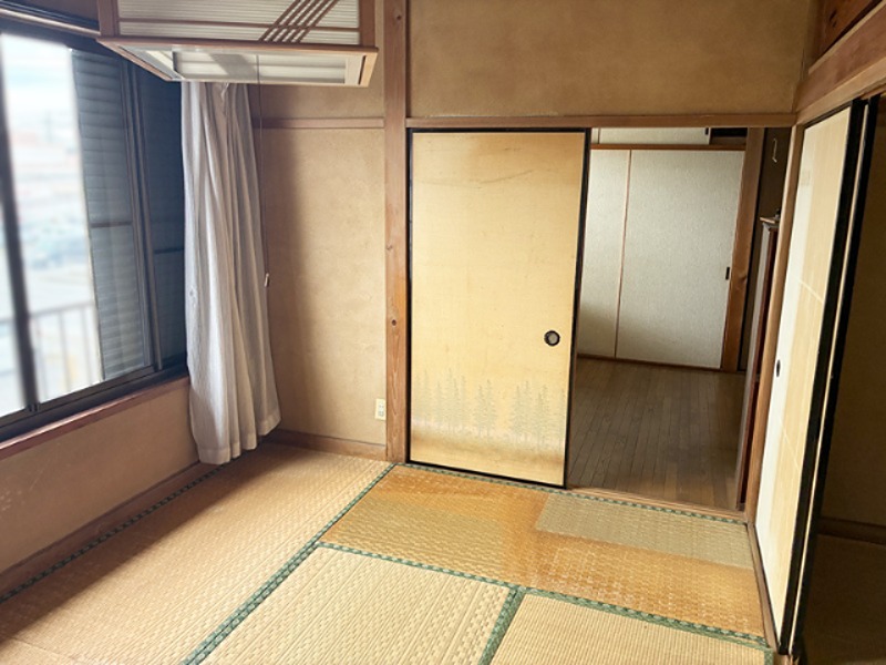 邑楽郡邑楽町新中野　店舗兼住宅 内観写真（リビング以外の居室）