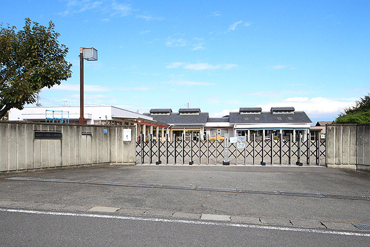 高崎市金古町　中古住宅 幼稚園