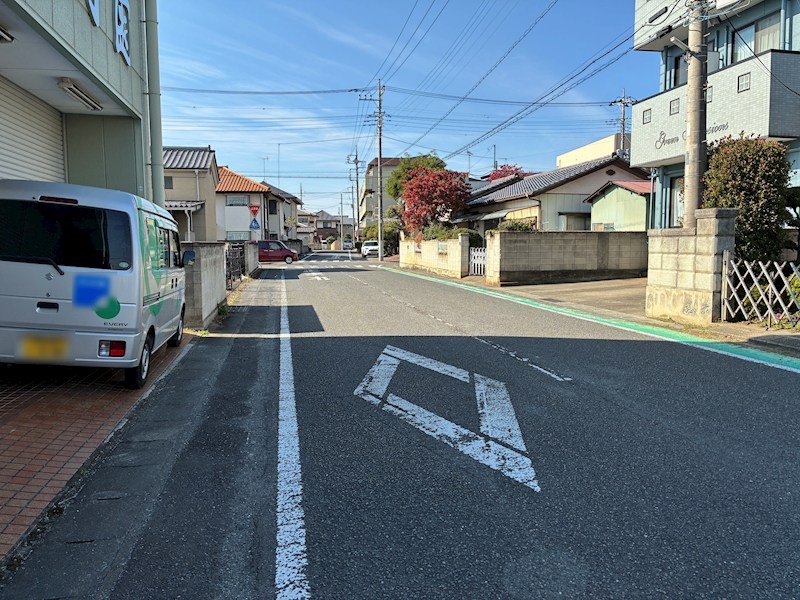 伊勢崎市本町　土地 現地写真（前面道路含む現地写真）
