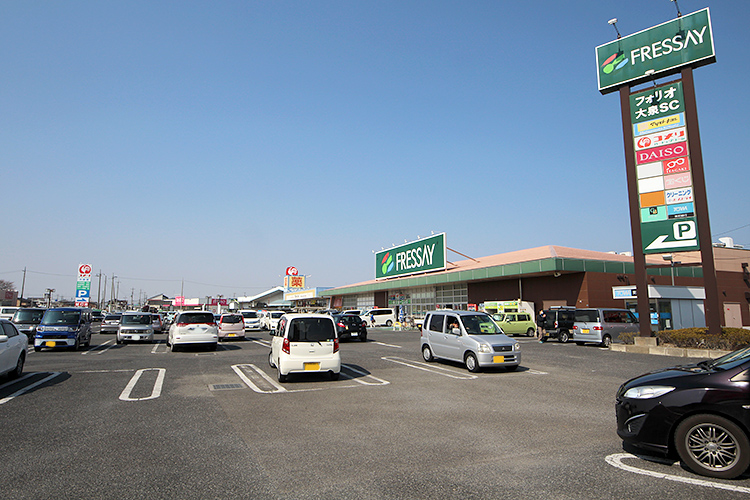 邑楽郡大泉町大字吉田　中古住宅 ショッピング施設