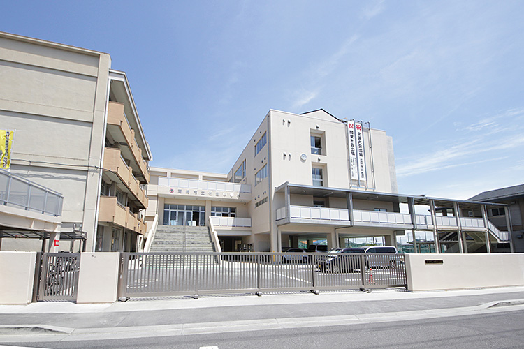 高崎市上中居町 土地 中学校