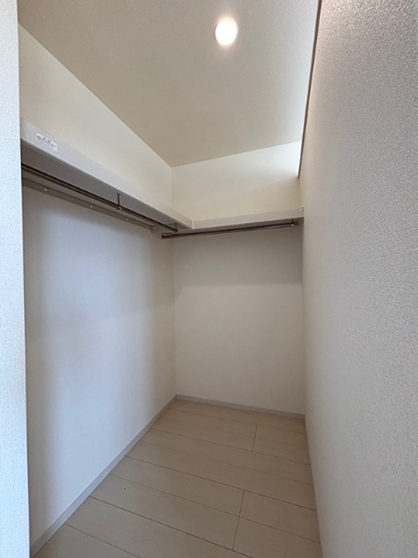 伊勢崎市境保泉　中古住宅  内観写真（収納）