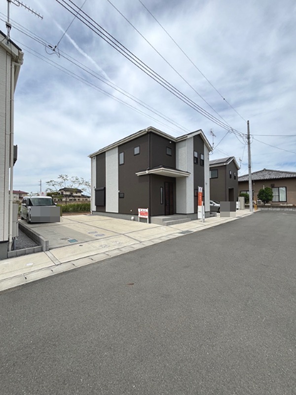 伊勢崎市境保泉　中古住宅  現地写真