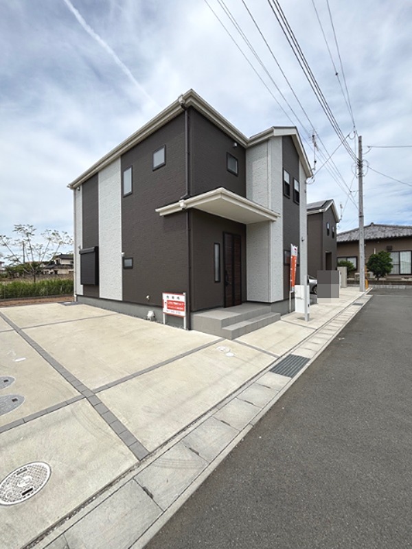 伊勢崎市境保泉　中古住宅  現地写真