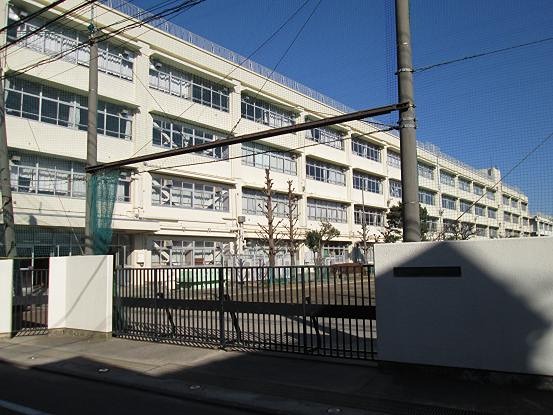 オーベルグランディオ萩中　１号棟 中学校