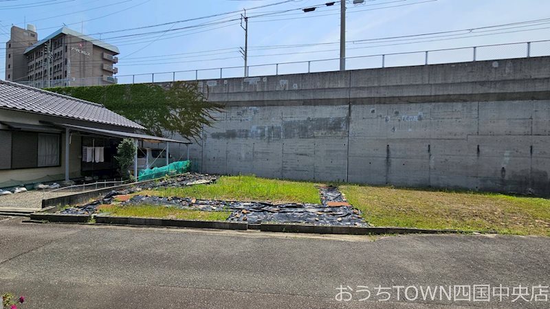 川之江町西新町　土地 外観写真