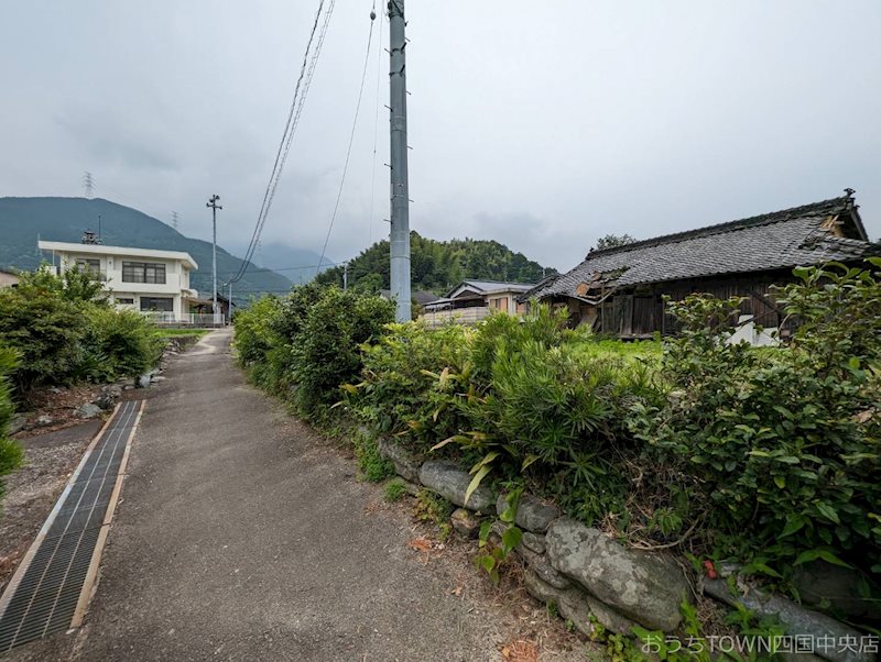 土居町上野　土地 その他