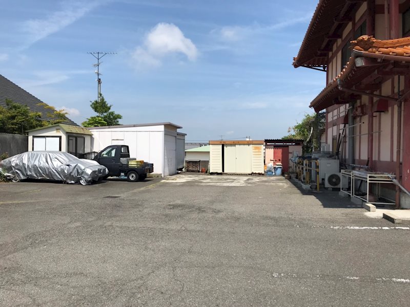 上徳　店舗中古 現地写真（駐車場）