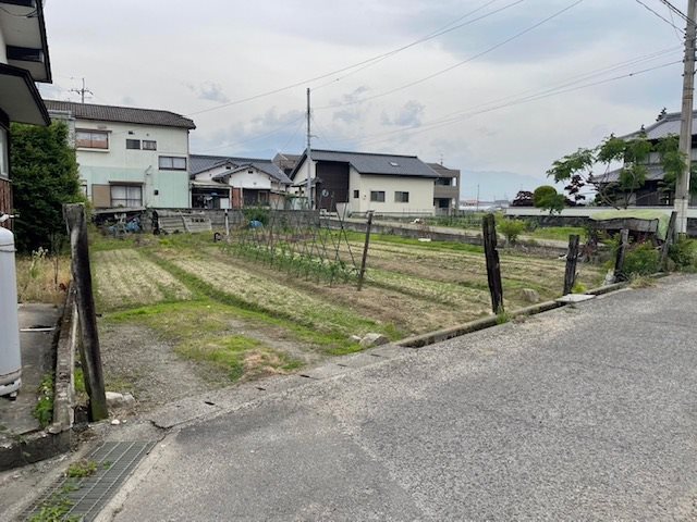 新居浜市田の上　【100坪以上】 外観写真