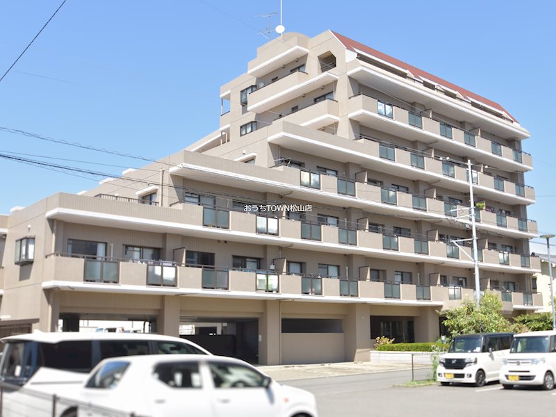 シャルマンコーポ松山・城北 外観写真