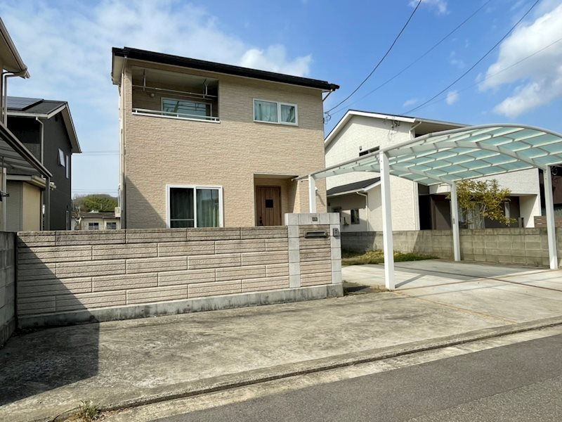 玉川町三反地　中古住宅 外観写真