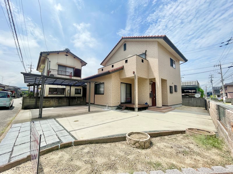 郷新屋敷　中古住宅 外観写真