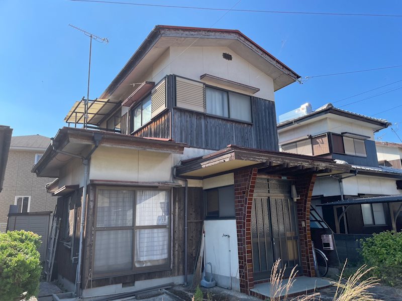 桜井四丁目　中古住宅 外観写真