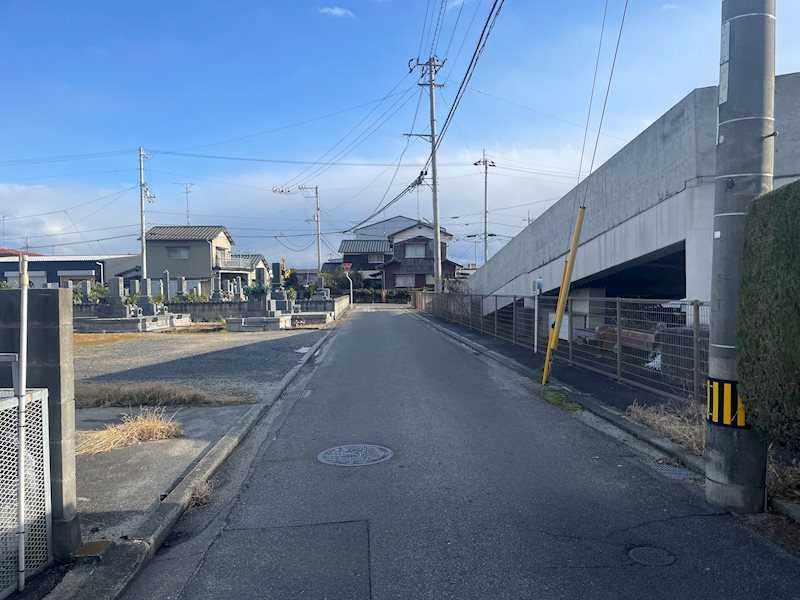 東村　アパート　 その他