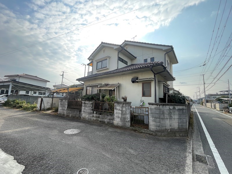 古三津中古 外観写真