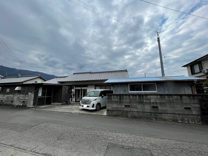 下柏町本郷　中古 外観写真