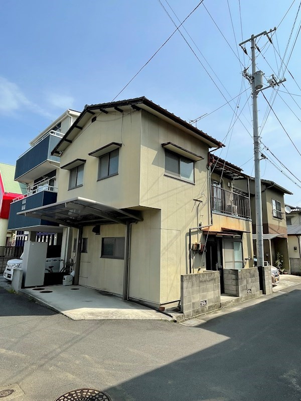 松山市中村５丁目戸建 外観写真