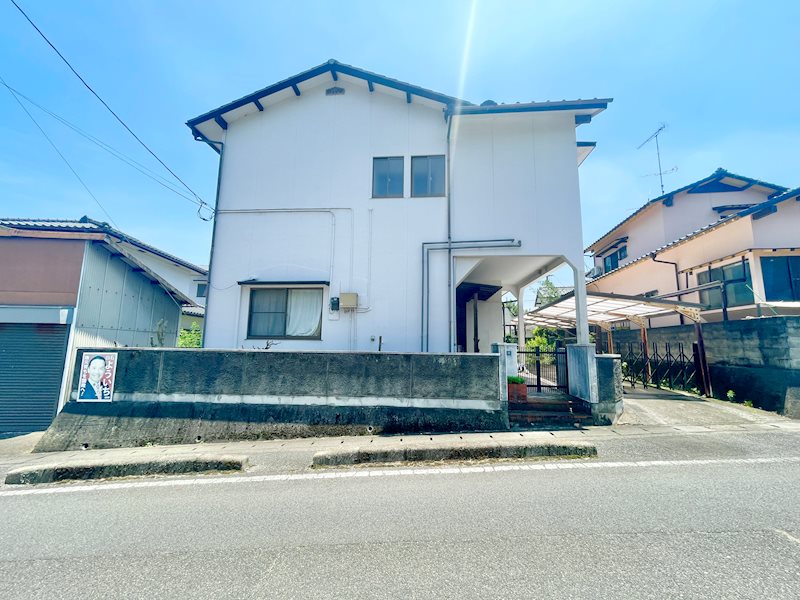 新谷　中古住宅 外観写真