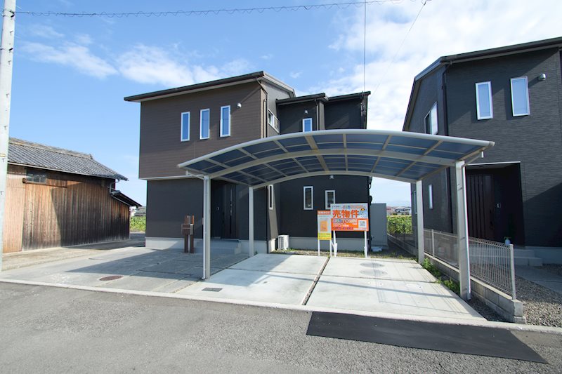 八町東　中古住宅 外観写真