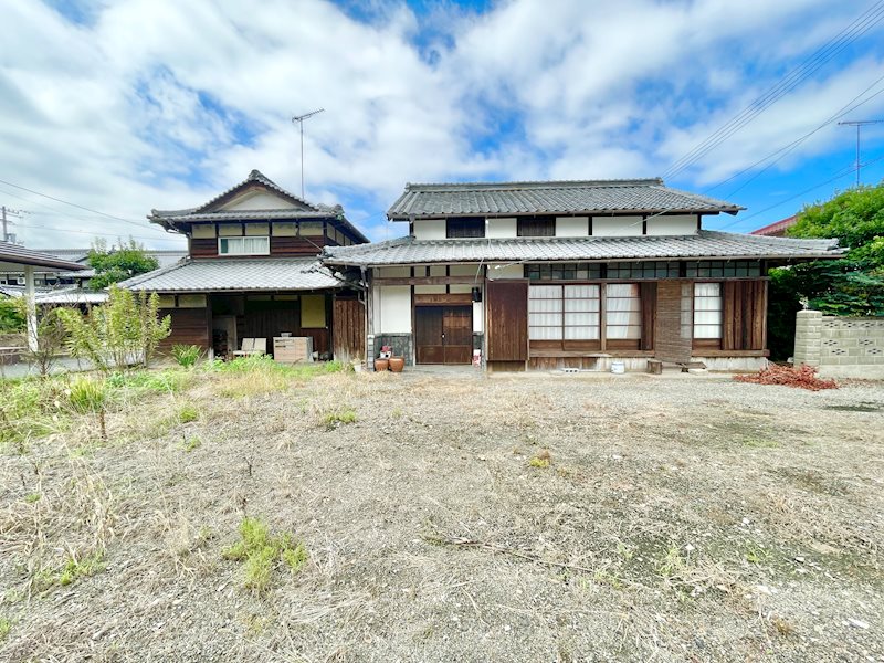 西条市広江　中古店舗 外観写真