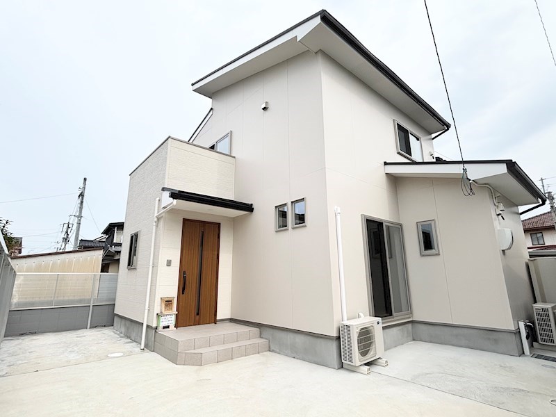 松山市越智２丁目　戸建（新築） 外観写真