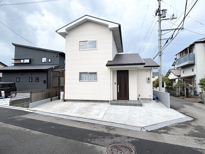 松山市土居町　戸建 外観写真