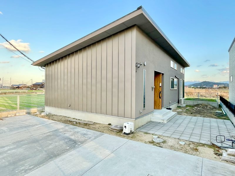 新谷　中古住宅 外観写真