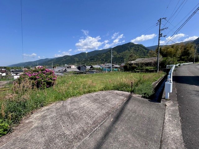 新居浜市萩生 外観写真