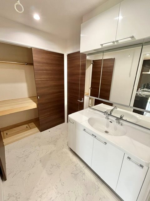 西条市飯岡　中古住宅 その他