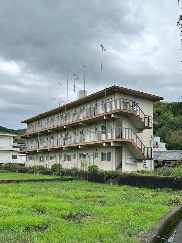 金生町山田井　マンション 外観写真
