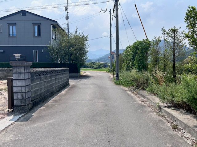 西条市実報寺　中古住宅 その他