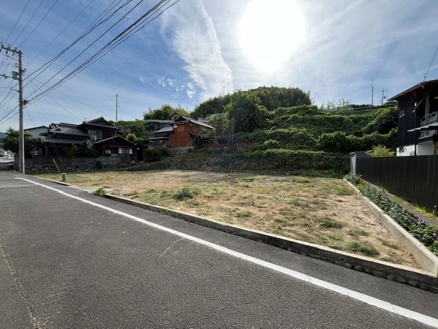 玉川町三反地　土地 現地写真（前面道路含む現地写真）
