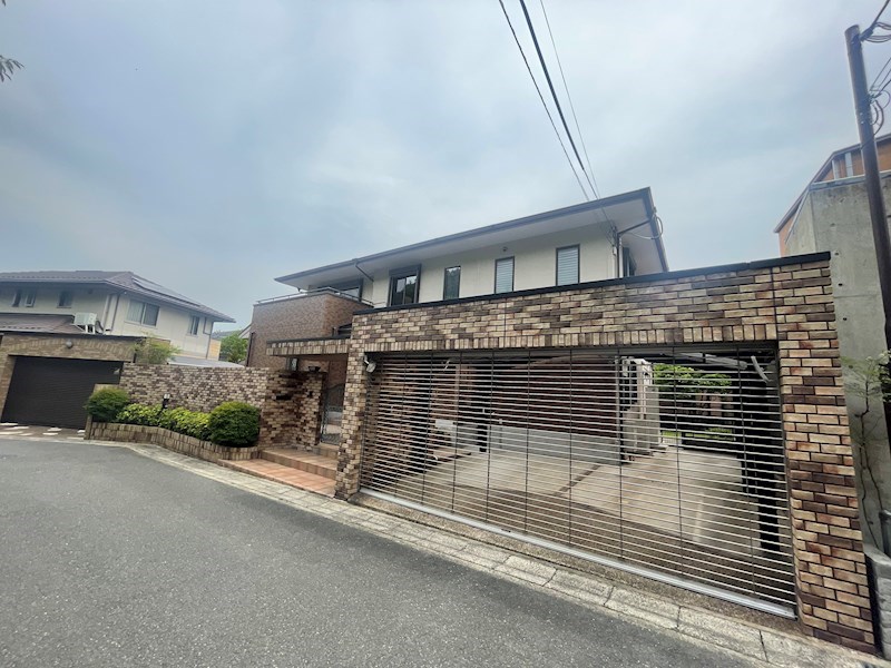 京都市西京区御陵大枝山町1丁目戸建 現地写真（前面道路含む現地写真）