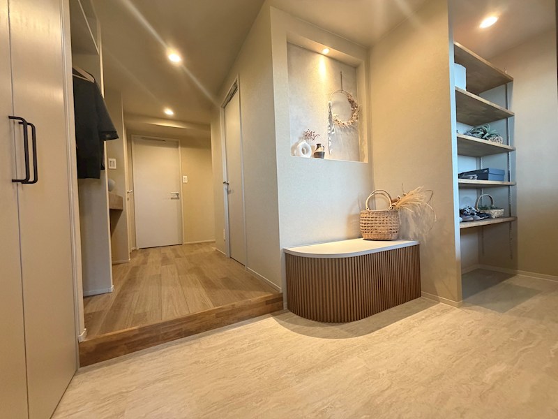 シティハイツ森小路一号棟 現地写真（玄関）
