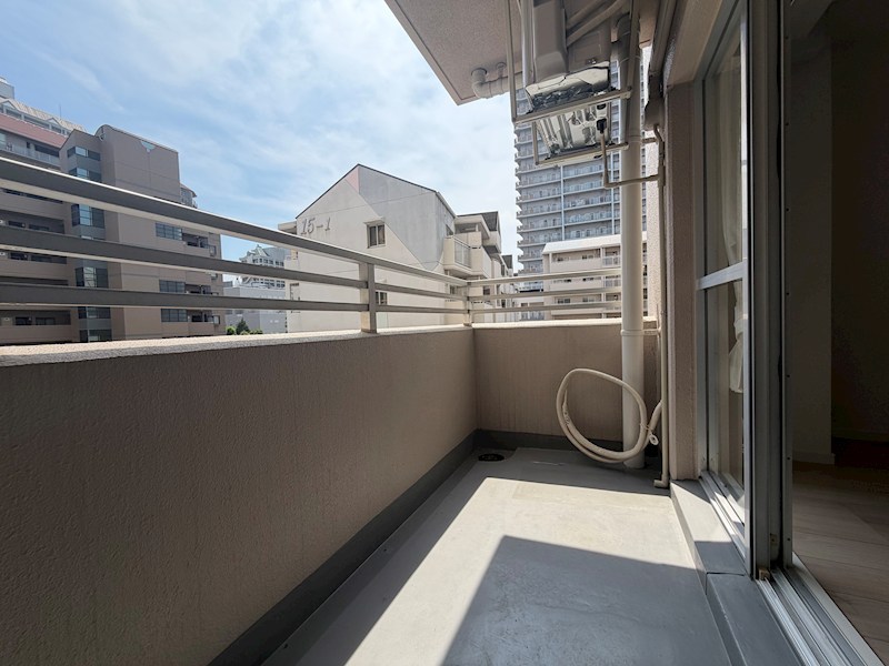 アミング潮江イーストA参棟 現地写真（バルコニー）