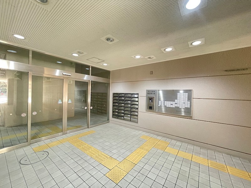 アミング潮江イーストA参棟 共用部写真（エントランス）