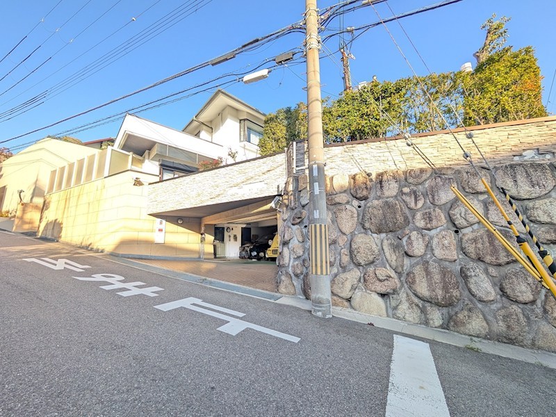 芦屋市山手町古家付土地 現地写真