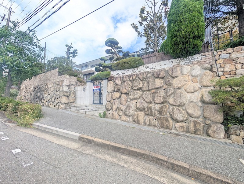 芦屋市山手町古家付土地 現地写真